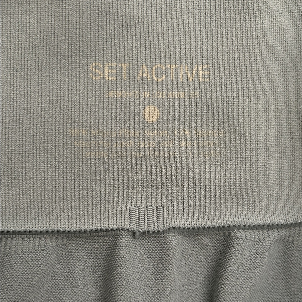 Set Active Ribbed Set in Grey/Blue - Picture 13 of 13